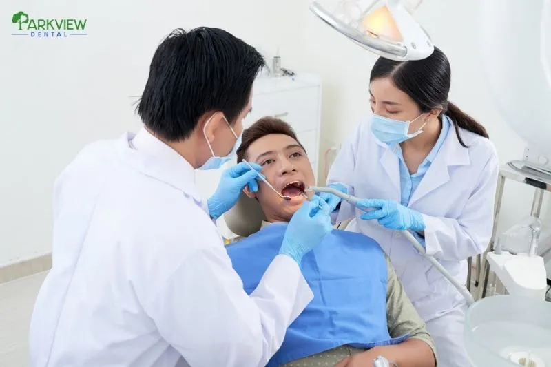 Nha khoa trồng răng implant ở đâu tốt TPHCM